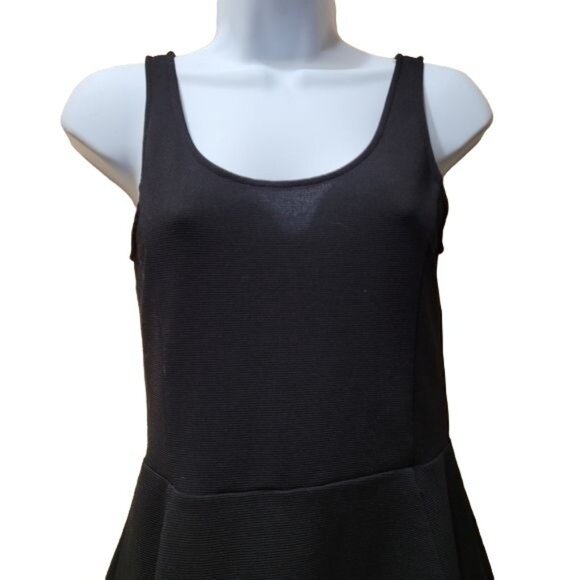 H&M Divided Women's Size 6 Black Ribbed Skater Dress Sleeveless Stretchy - Picture 2 of 5